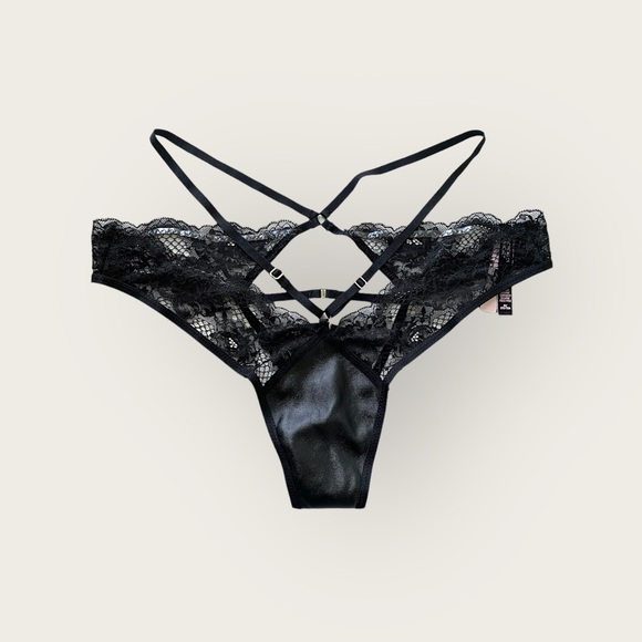 Victoria’s Secret Brazilian Panty Medium New - Picture 1 of 4